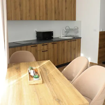 Nivalis Hill 10 יהורינה