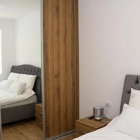 Nivalis Hill 10 דירה *