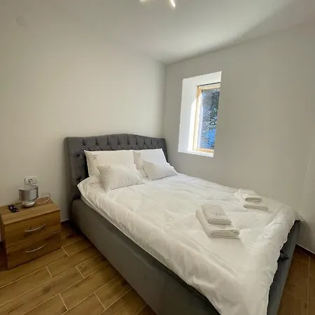 Nivalis Hill 10 יהורינה